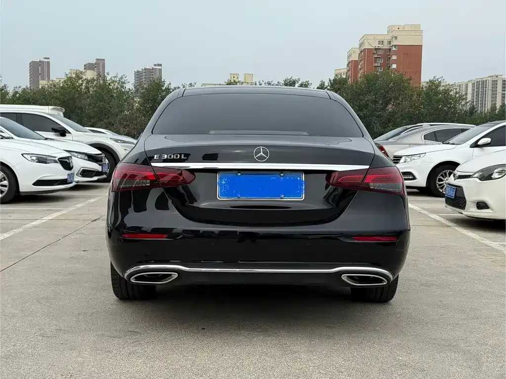 Mercedes-Benz E-Class 2022 из CN, фото 6