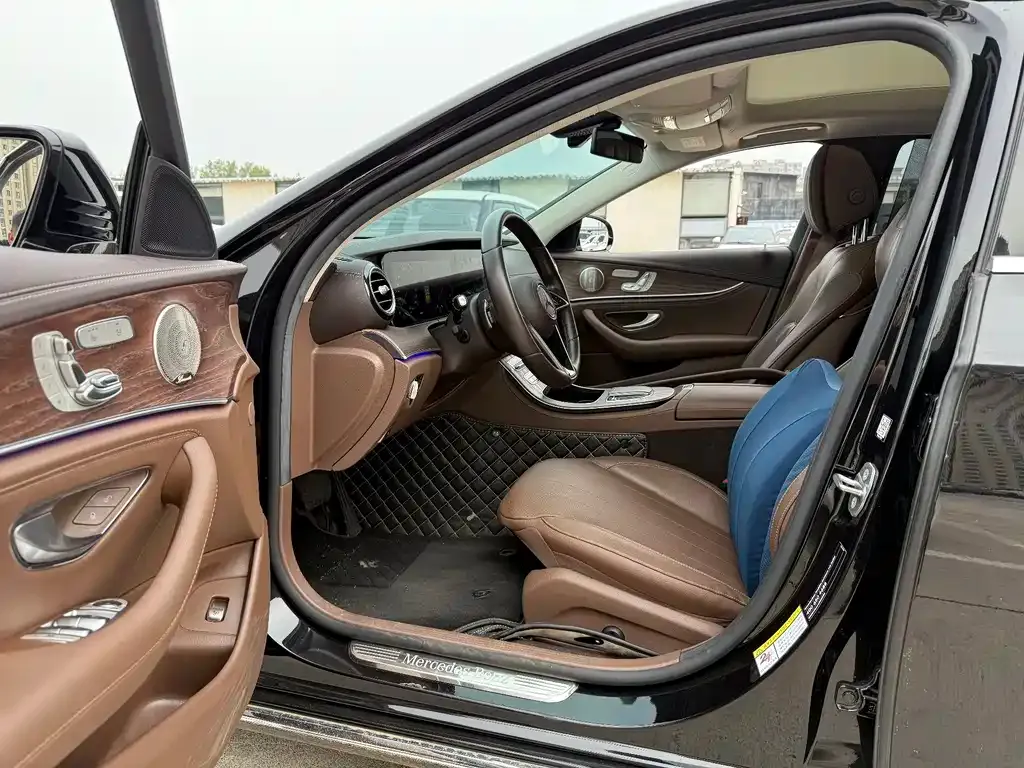 Mercedes-Benz E-Class 2022 из CN, фото 7