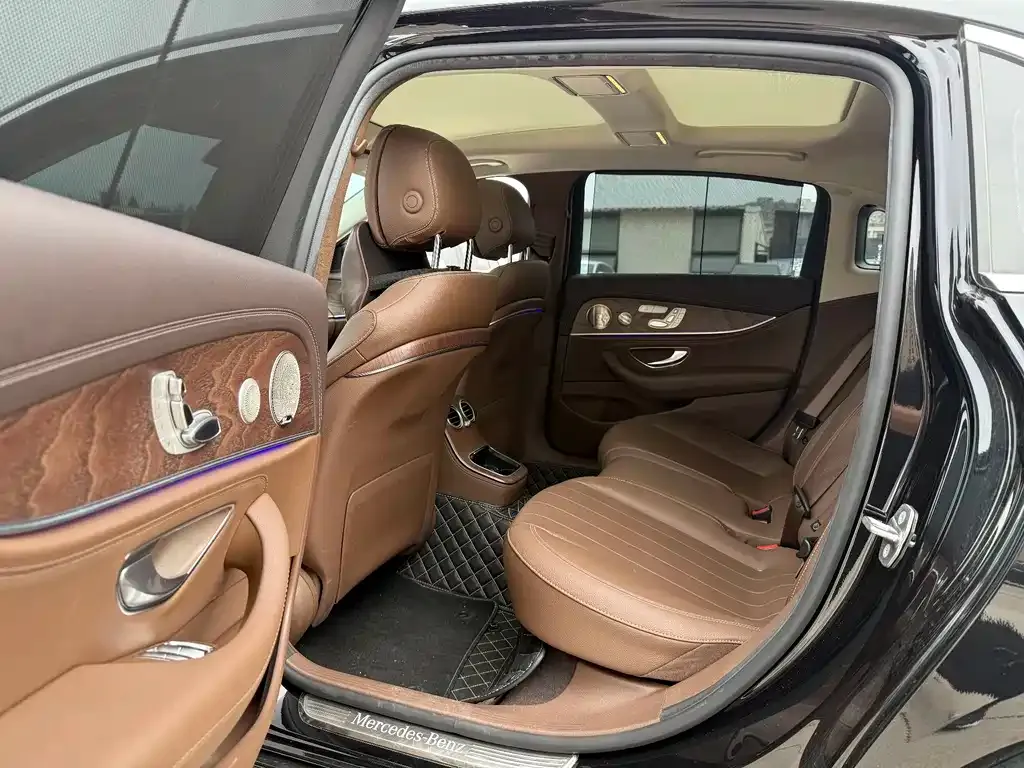 Mercedes-Benz E-Class 2022 из CN, фото 8