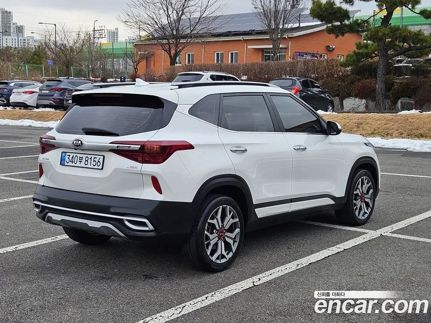 Kia Seltos 2021 из KR, фото 2
