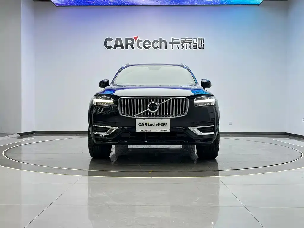 Volvo XC90 — фото 2