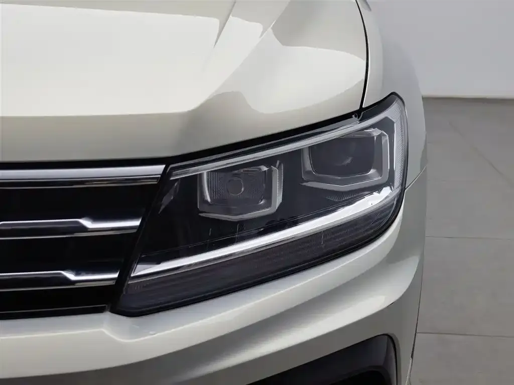 Volkswagen Tiguan L 2021 из CN, фото 7