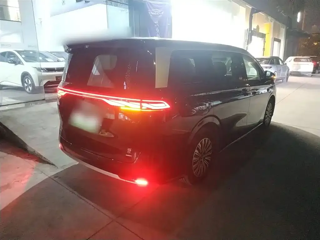 BYD Xia 2025 из CN, фото 7