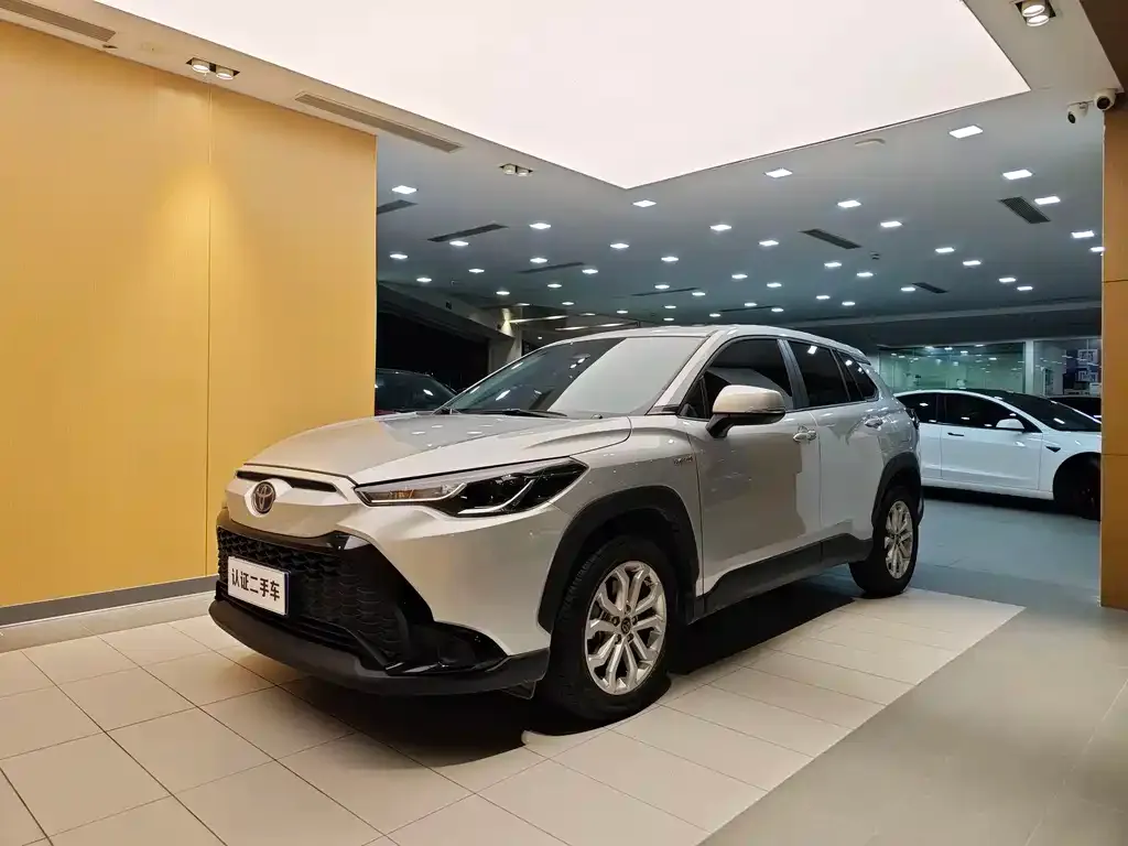 Toyota Frontlander 2023 из CN, фото 1