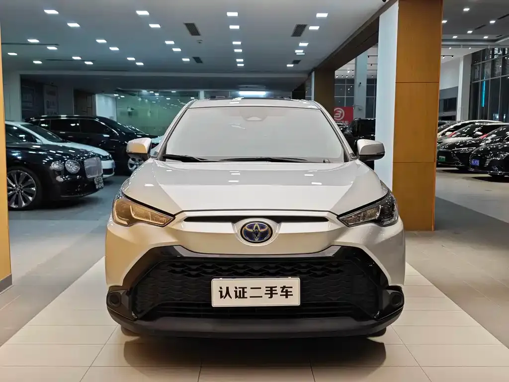 Toyota Frontlander 2023 из CN, фото 3