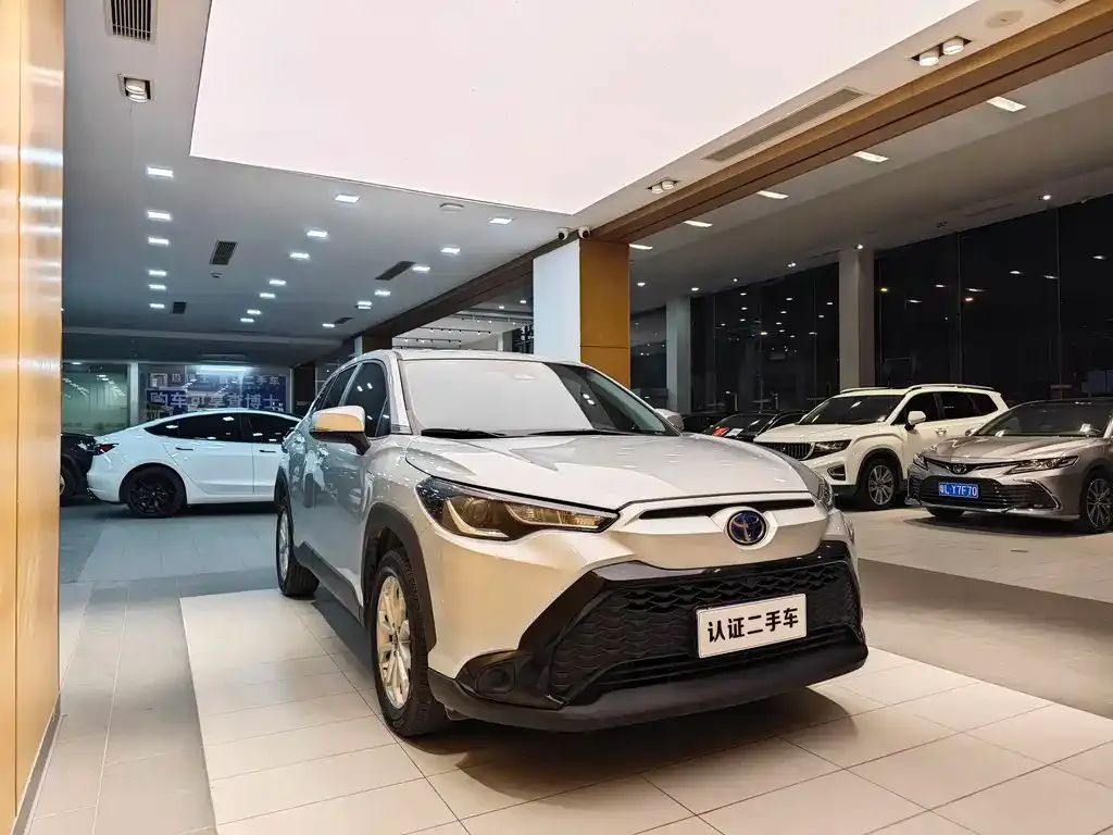 Toyota Frontlander 2023 из CN, фото 4