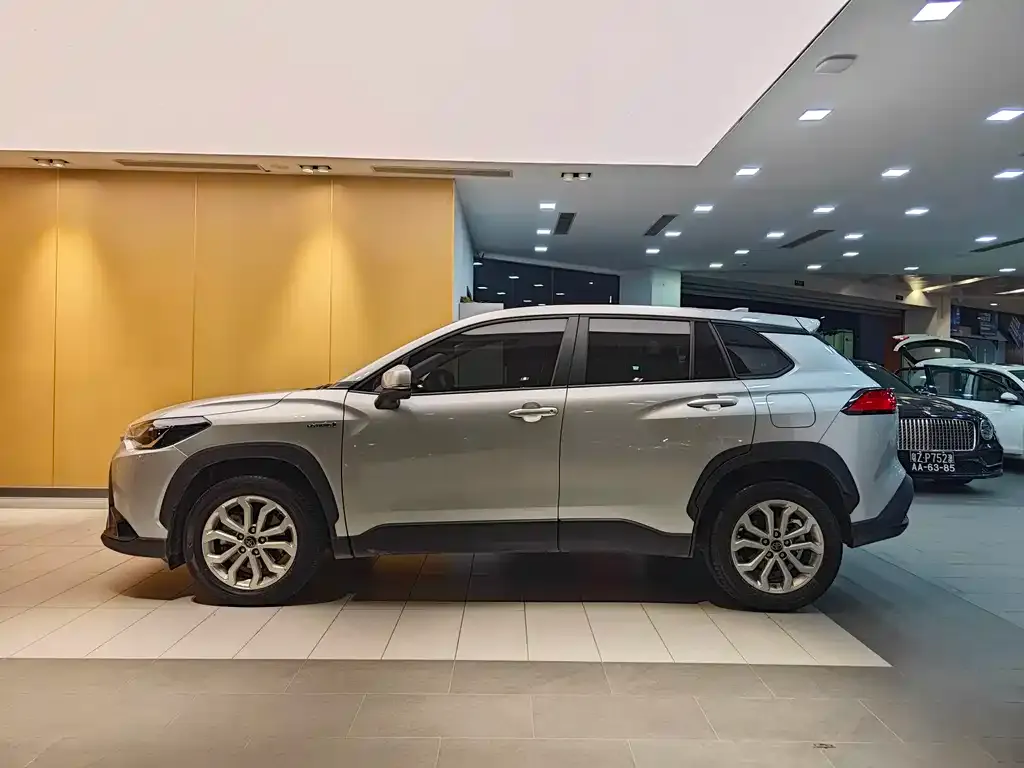 Toyota Frontlander 2023 из CN, фото 6