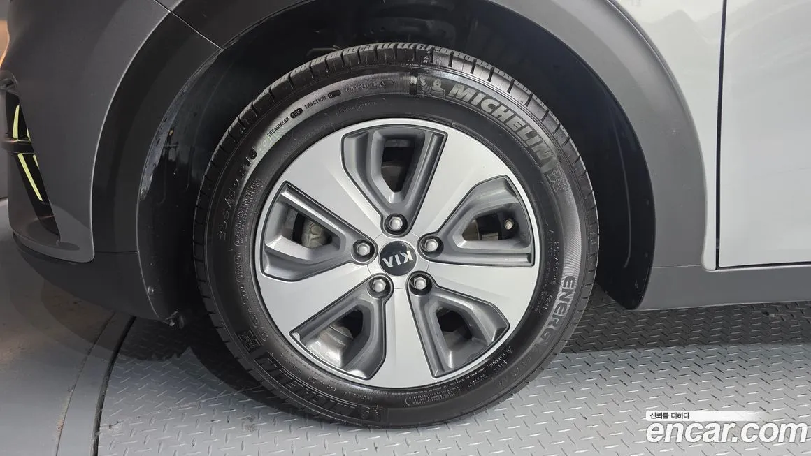 Kia Niro 2021 из KR, фото 5