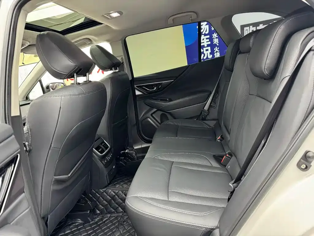 Subaru Outback 2021 из CN, фото 10