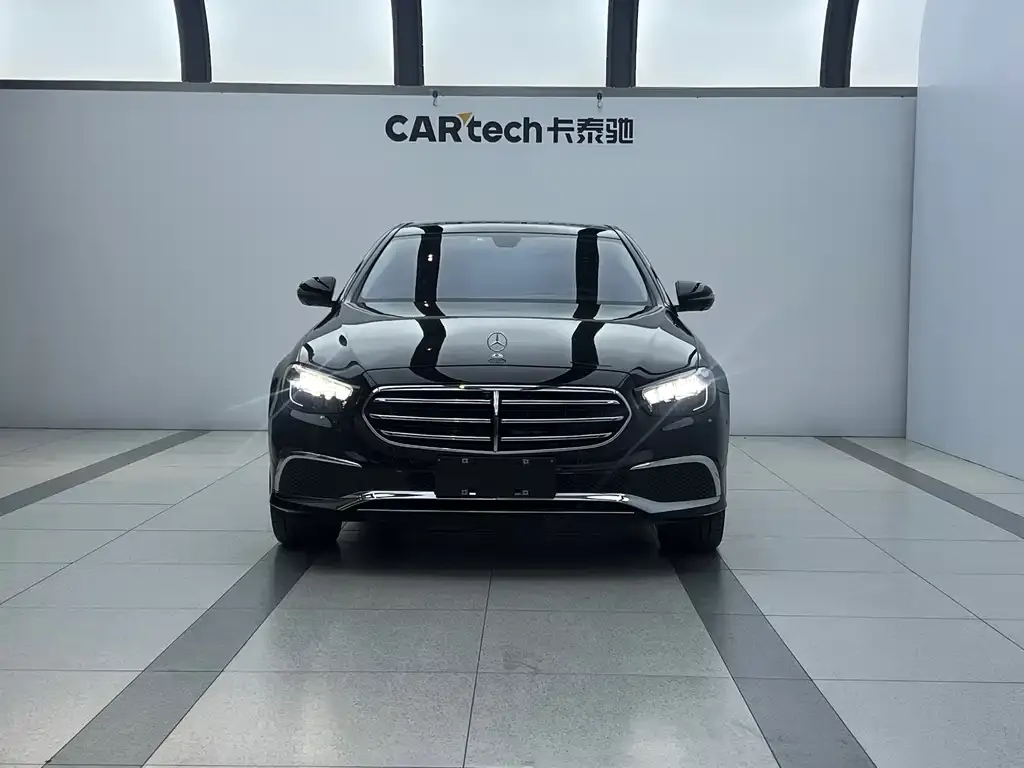 Mercedes-Benz E-Class 2022 из CN, фото 2
