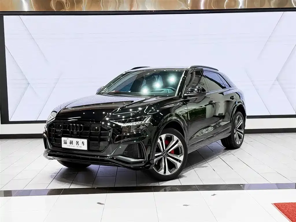 Audi Q8 2023 из CN, фото 4