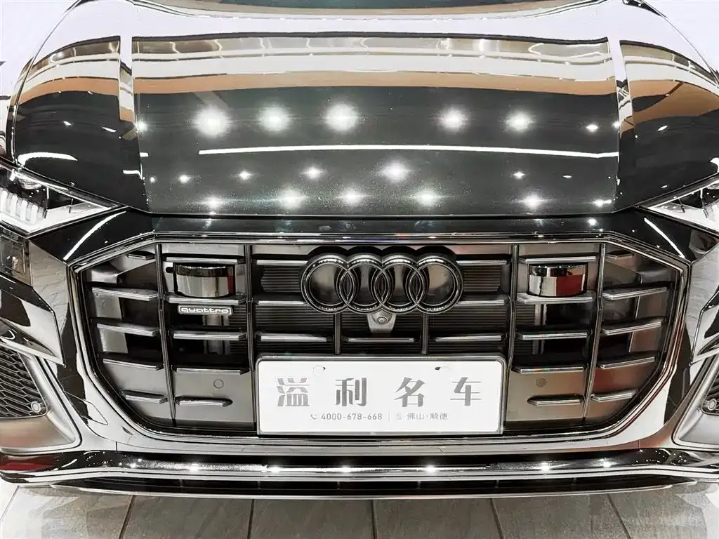 Audi Q8 2023 из CN, фото 7