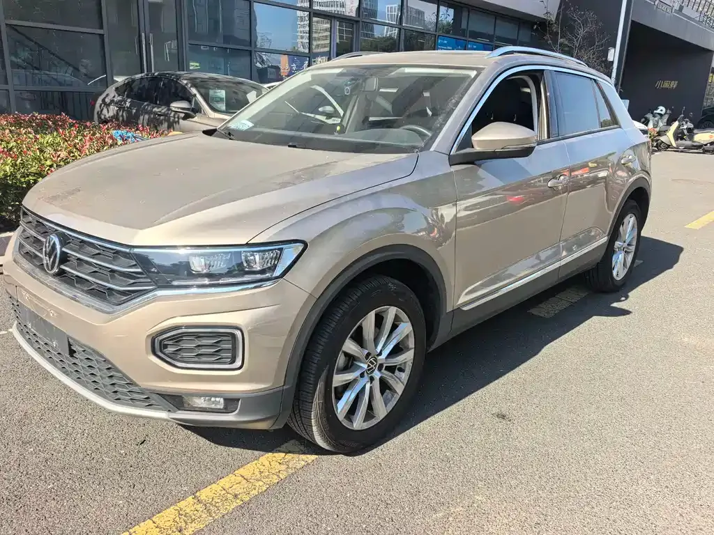 Volkswagen T-Roc 2022 из CN, фото 1
