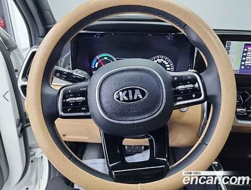 Kia Sorento — фото 9