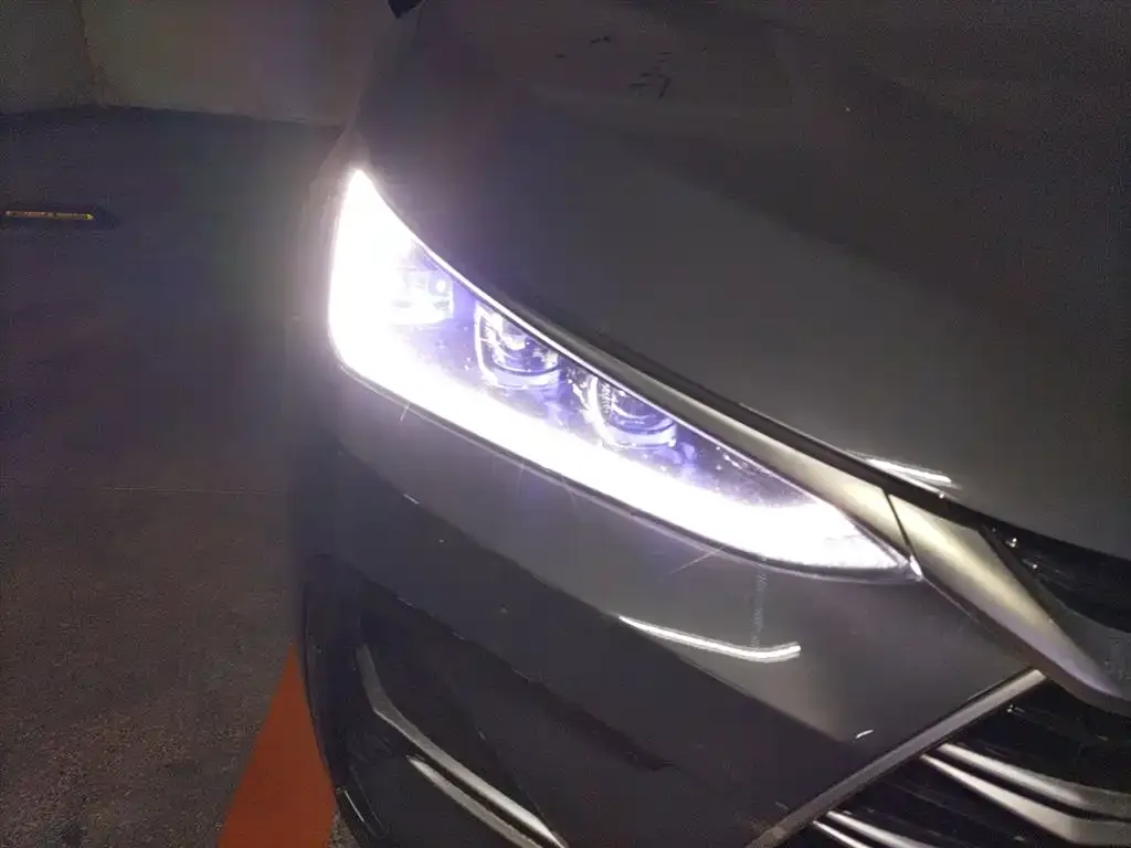 BYD Tang New Energy 2023 из CN, фото 8