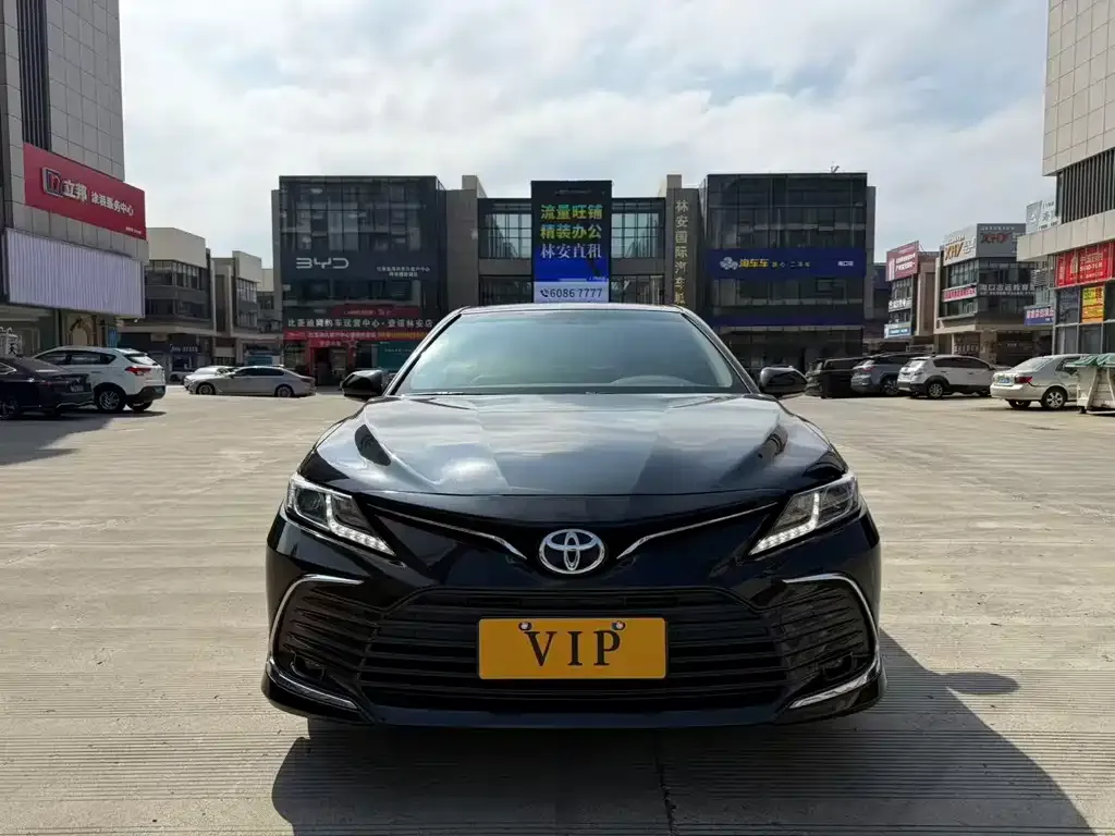 Toyota Camry 2023 из CN, фото 3