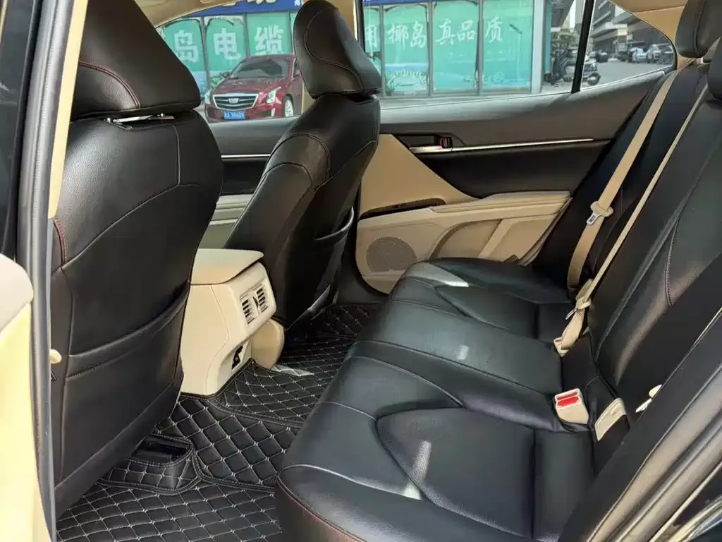 Toyota Camry 2023 из CN, фото 6