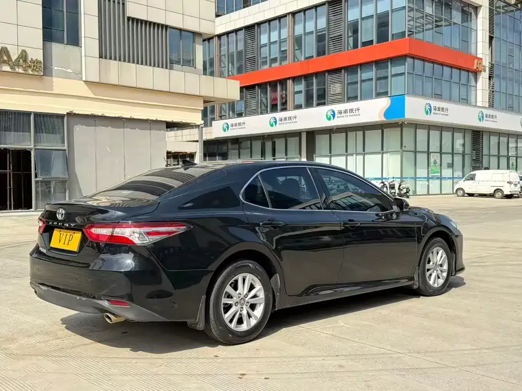 Toyota Camry 2023 из CN, фото 7