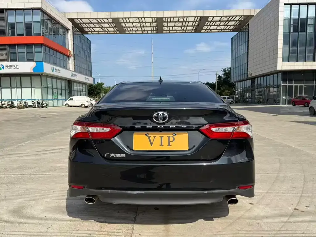 Toyota Camry 2023 из CN, фото 8
