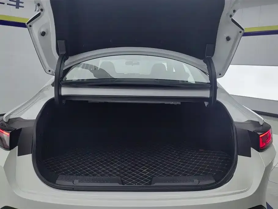 Changan Eado 2024 из CN, фото 4