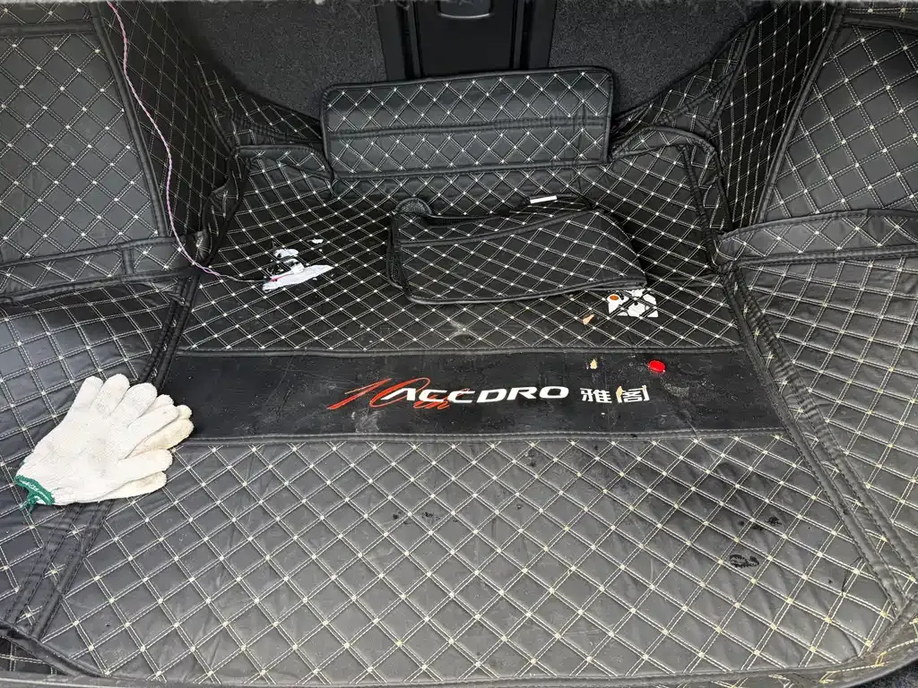 Honda Accord — фото 10