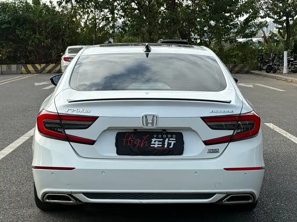 Honda Accord — фото 5