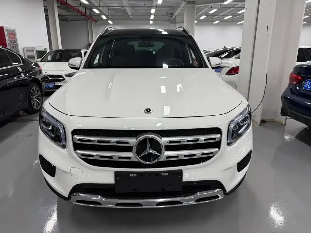 Mercedes-Benz GLB 2023 из CN, фото 2