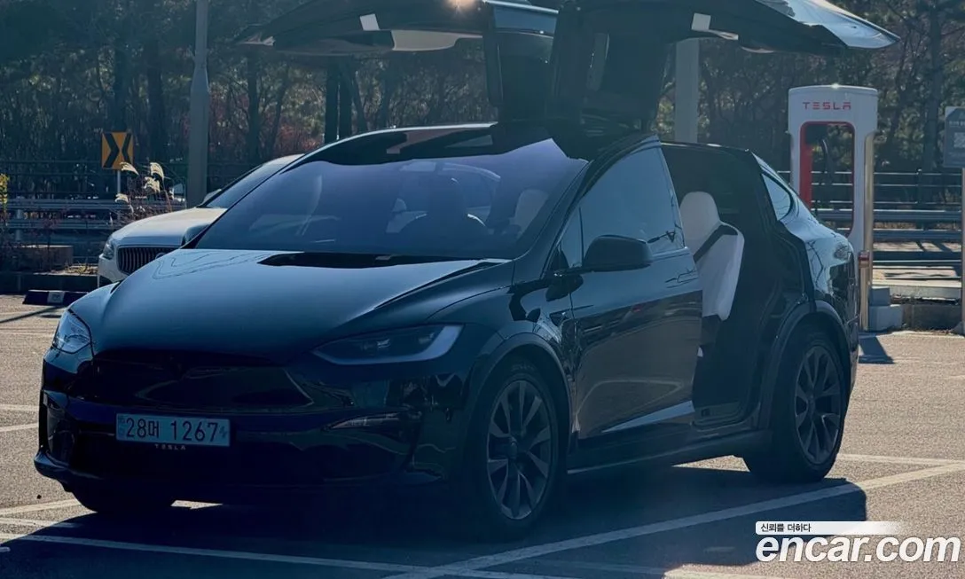 Tesla Model X 2024 из KR, фото 3