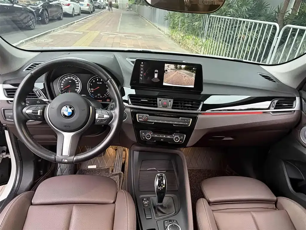 BMW X1 2021 из CN, фото 8