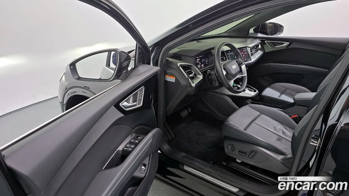 Audi Q4 e-tron 2022 из KR, фото 10