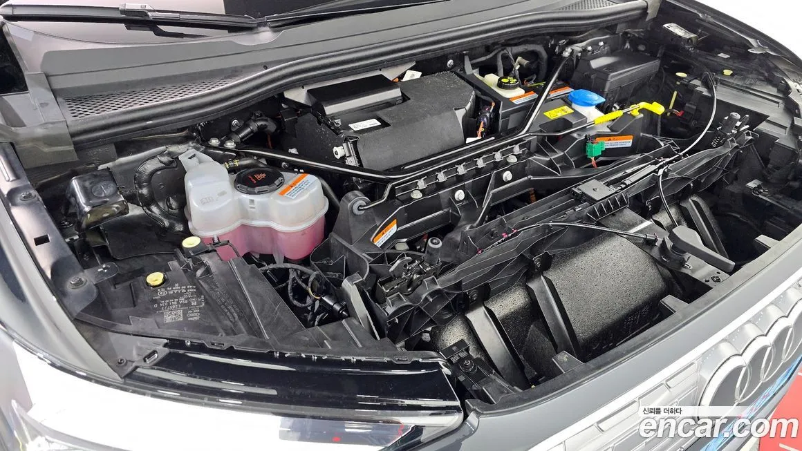 Audi Q4 e-tron 2022 из KR, фото 6