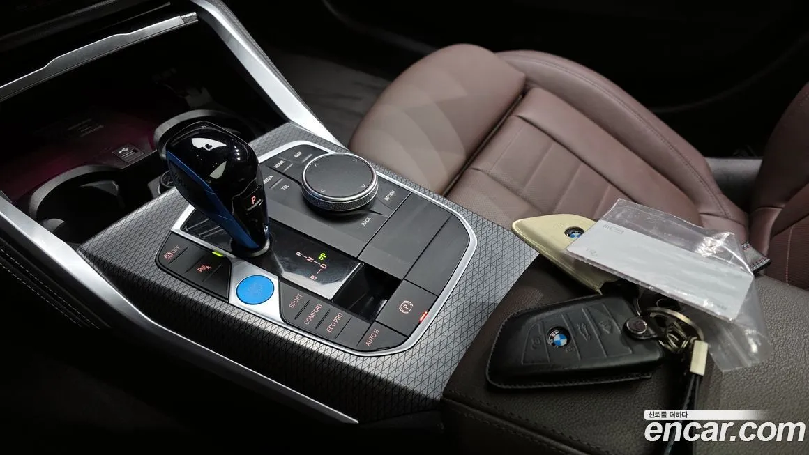 BMW i4 — фото 9