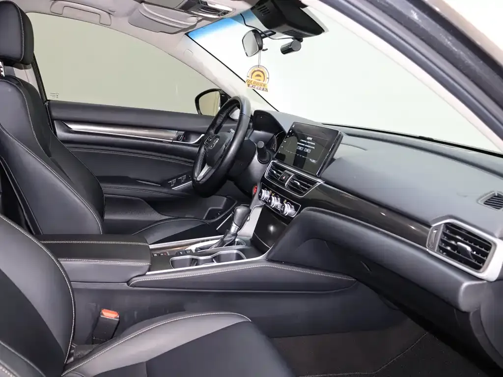 Honda Accord 2022 из CN, фото 7