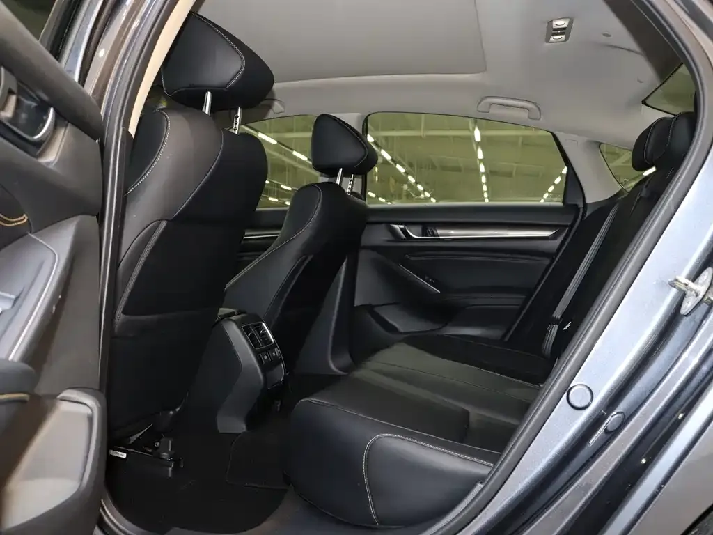 Honda Accord 2022 из CN, фото 9