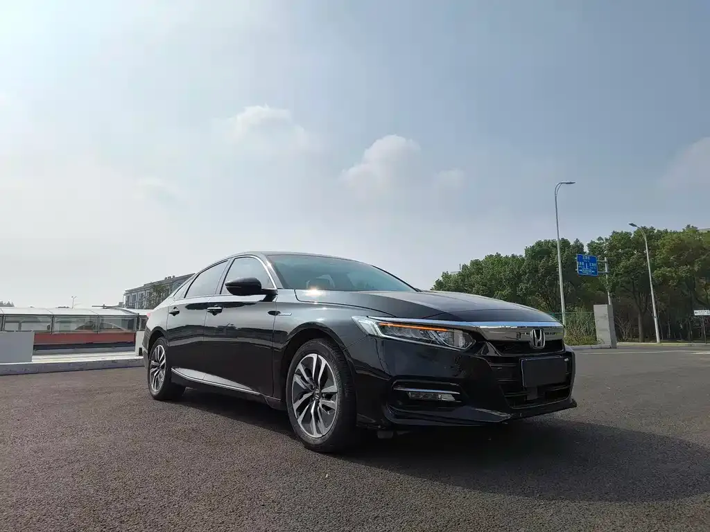 Honda Accord — фото 2