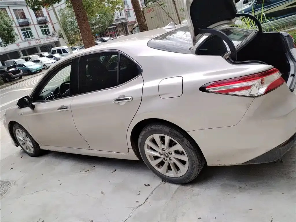 Toyota Camry 2022 из CN, фото 5