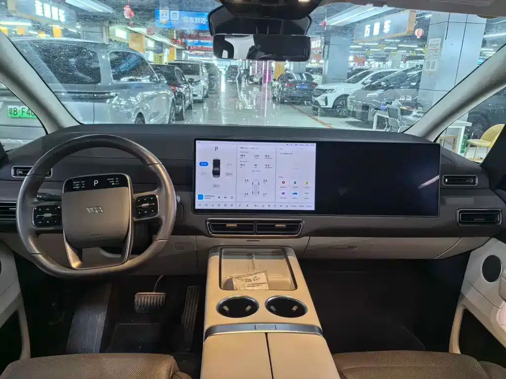 Li Auto MEGA 2024 из CN, фото 3