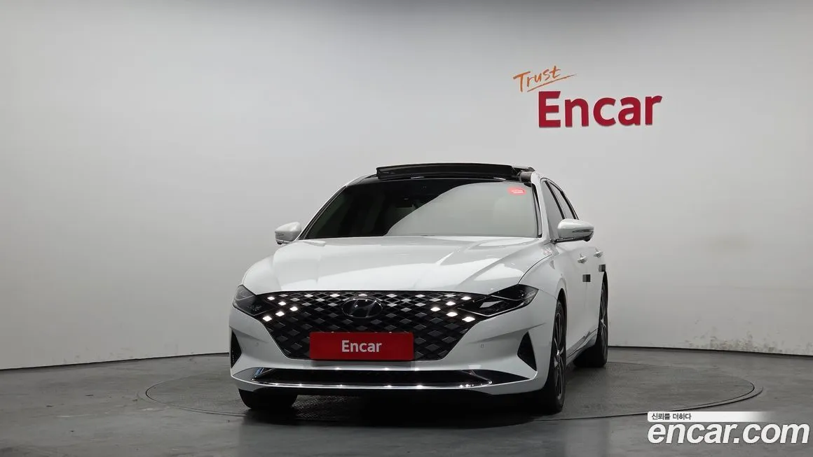 Hyundai Grandeur 2022 из KR, фото 3