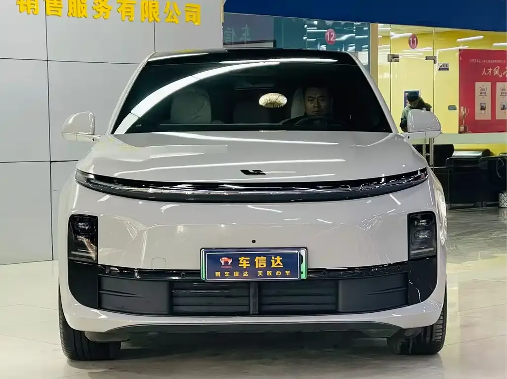 Li Auto L6 2024 из CN, фото 2