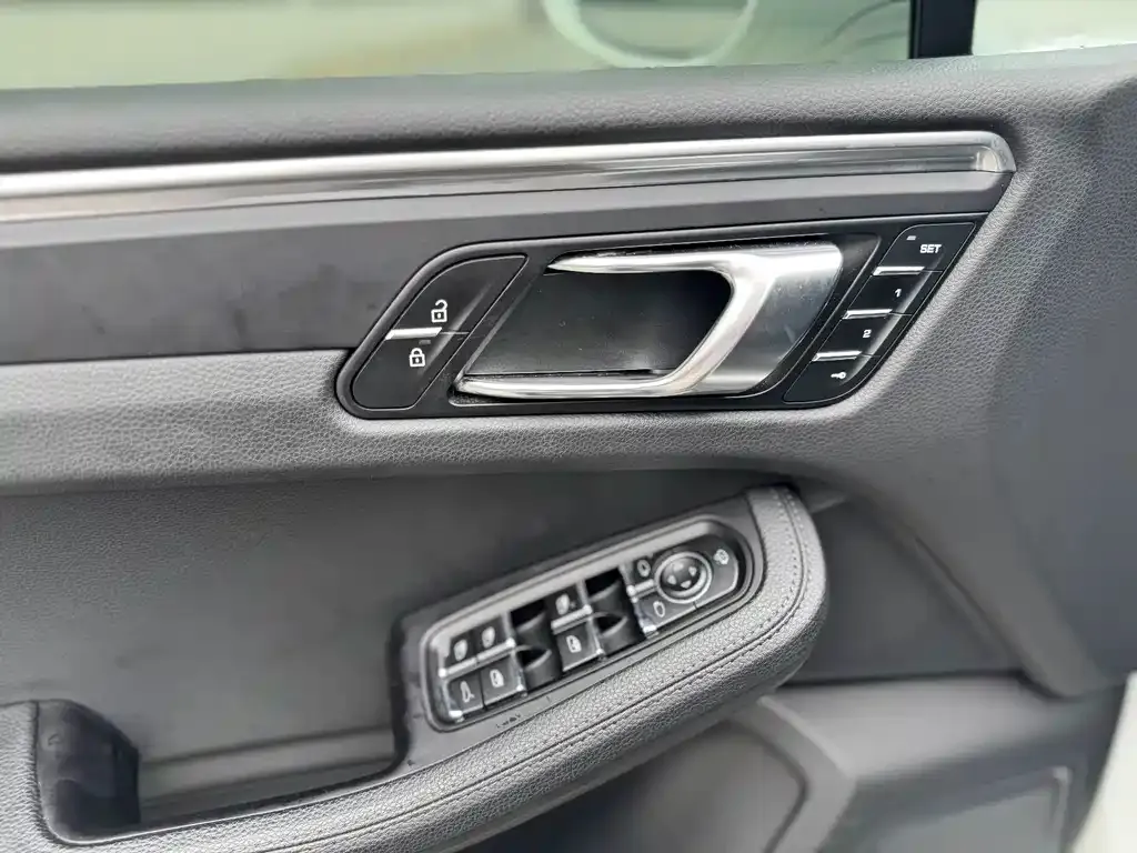 Porsche Macan 2022 из CN, фото 6