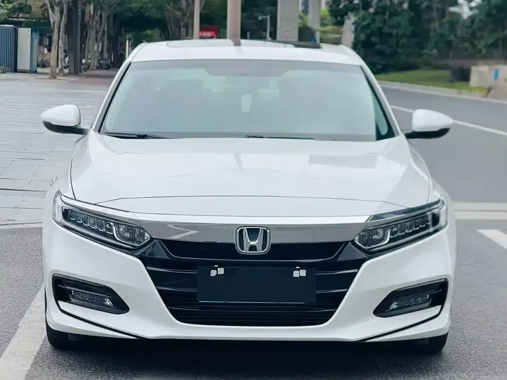 Honda Accord — фото 3