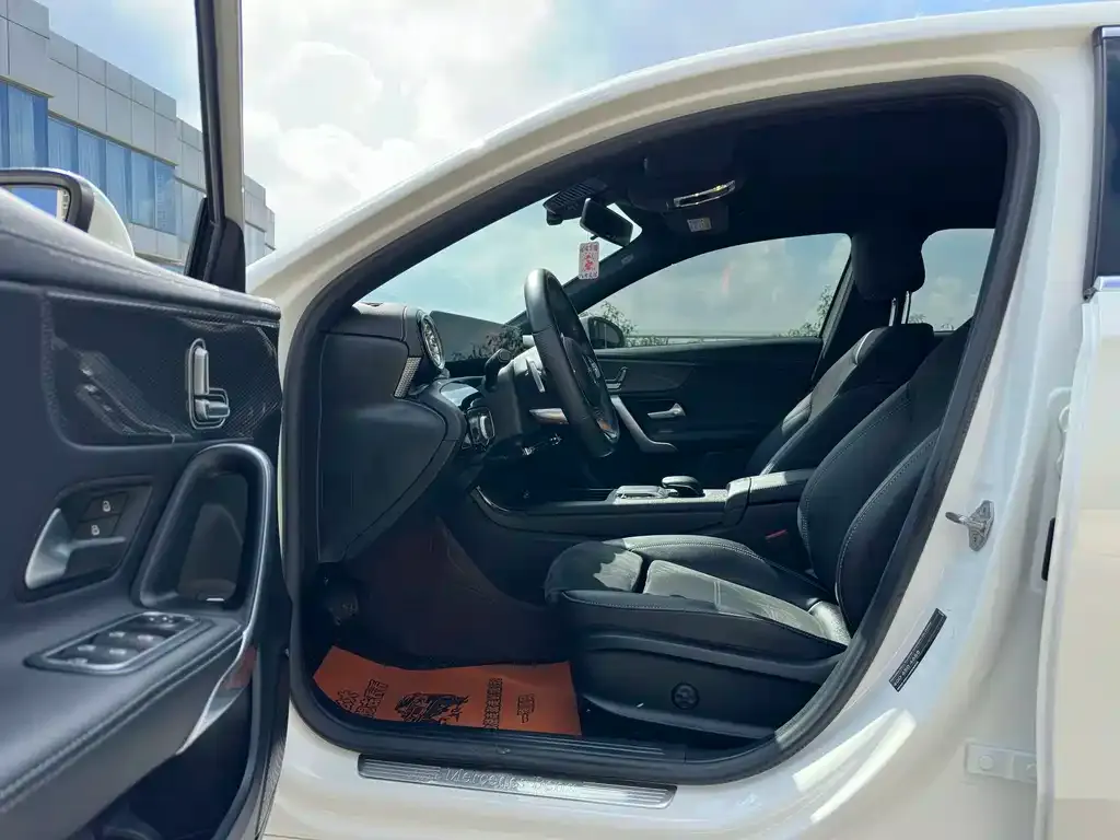 Mercedes-Benz A-Class 2021 из CN, фото 4