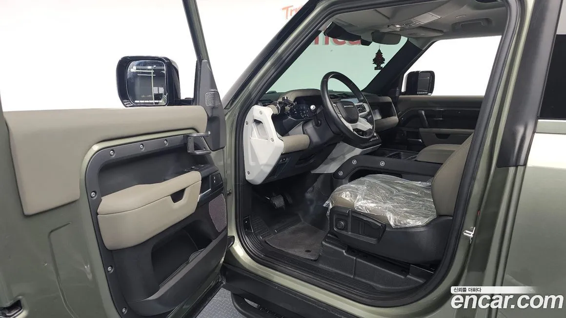 Land Rover Defender 2022 из KR, фото 10