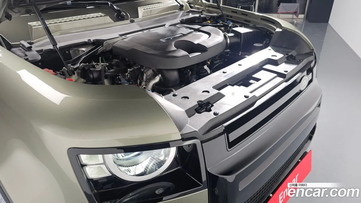 Land Rover Defender 2022 из KR, фото 6
