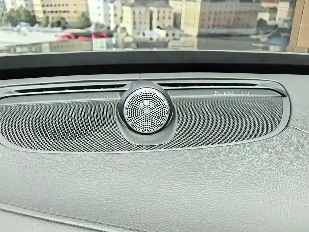 Volvo XC90 — фото 7