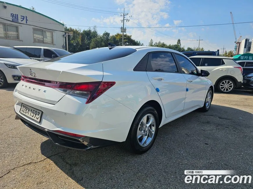 Hyundai AVANTE — фото 5