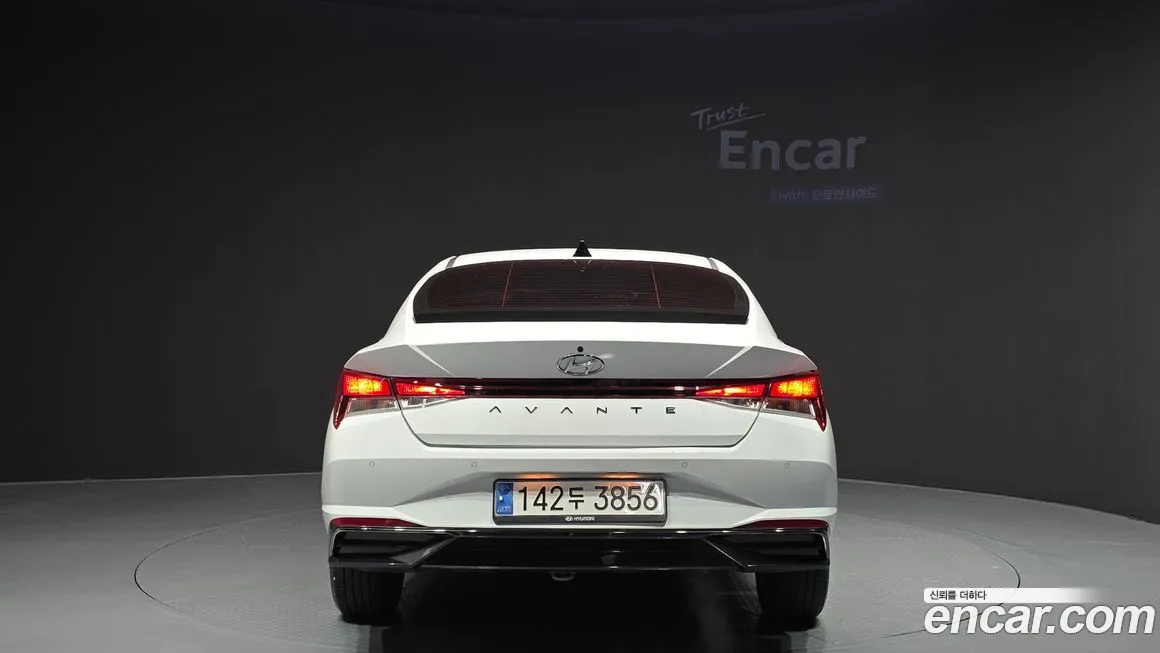 Hyundai AVANTE — фото 4