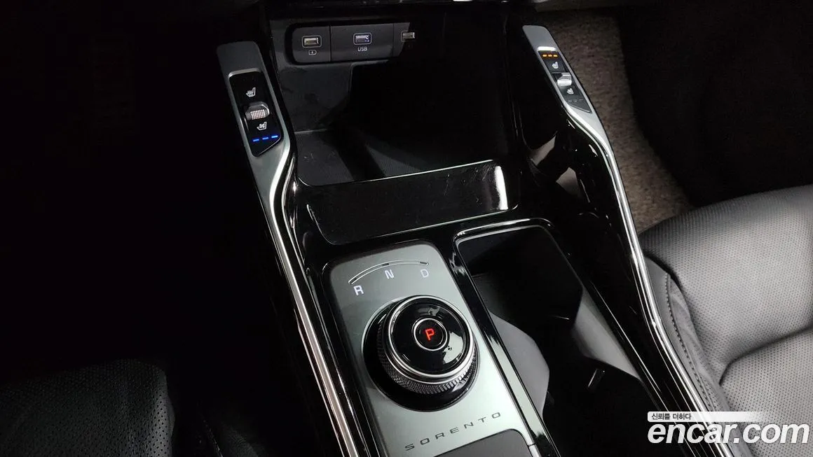 Kia Sorento — фото 9