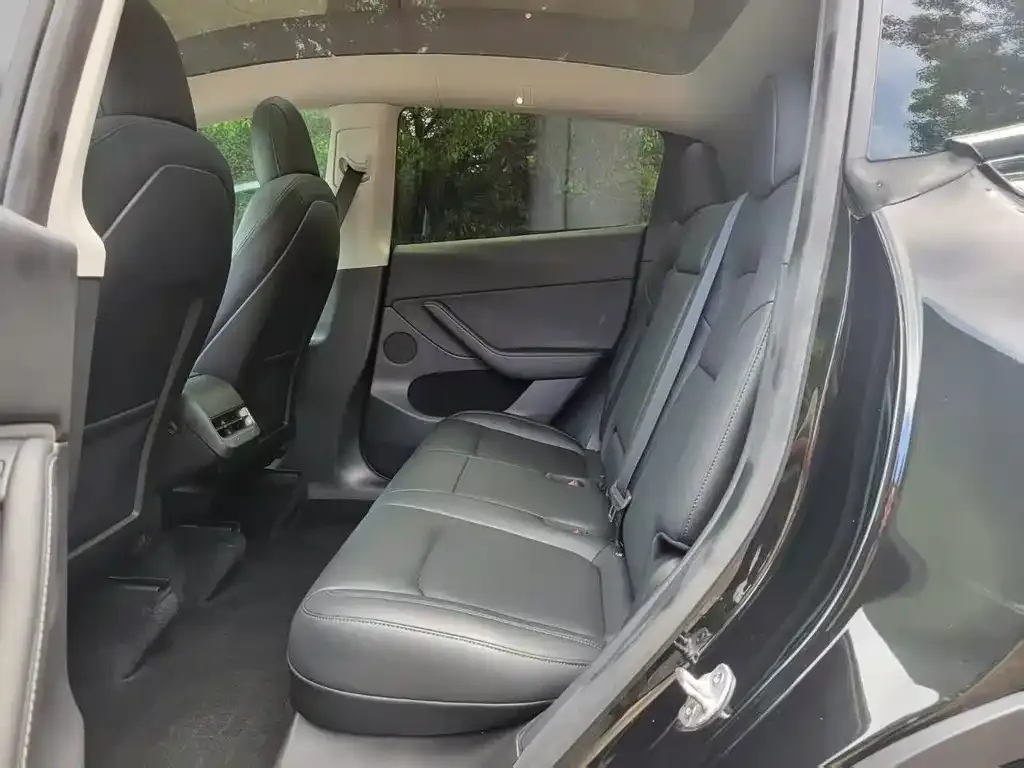 Tesla Model Y 2022 из CN, фото 10