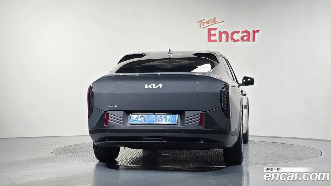 Kia EV4 2025 из KR, фото 4